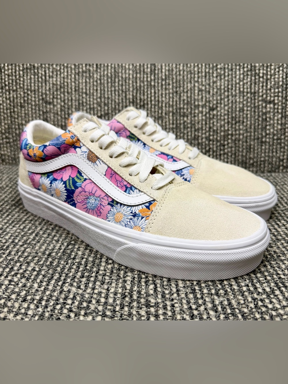 Vans Old Skool Retro Floral Sneakers Womens 8.5 True White Multi VN0A5KRFB0G
